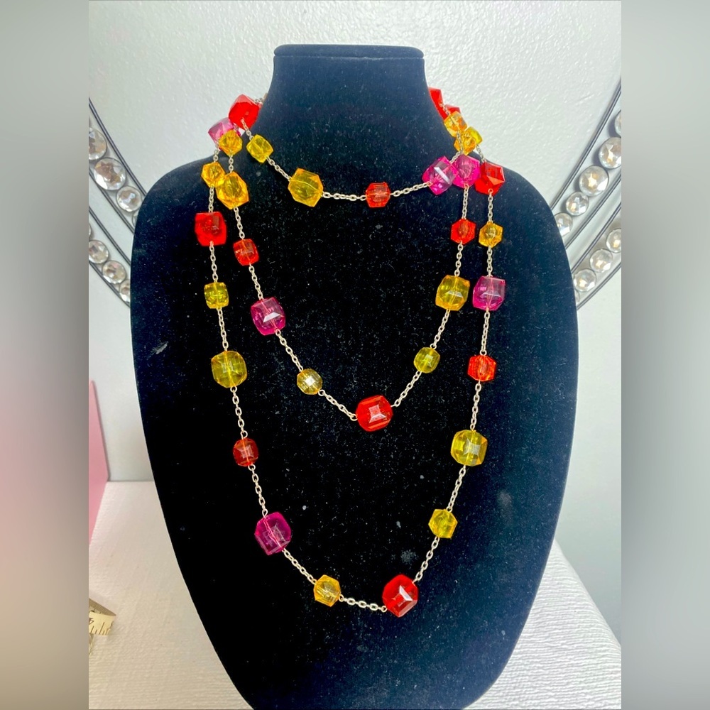 Extra long Tropical color necklace, Faceted lucite squares 78”in - Picture 2 of 9